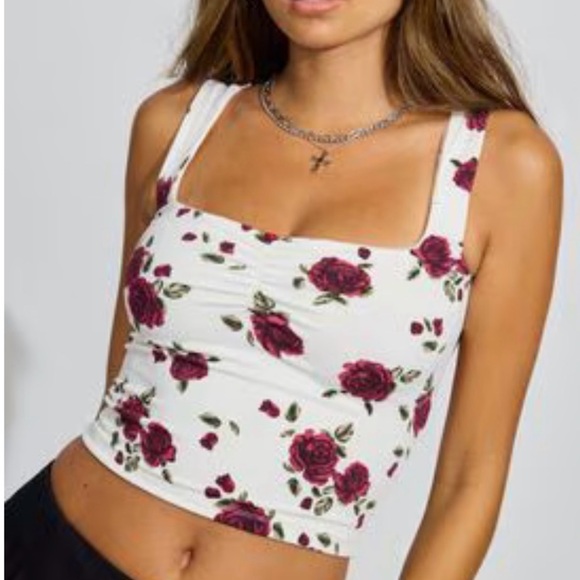 Open Back Ruched Tank Top - Picture 3 of 3